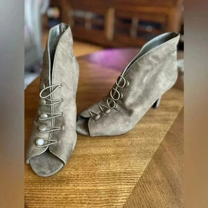 Impo open toe bootis